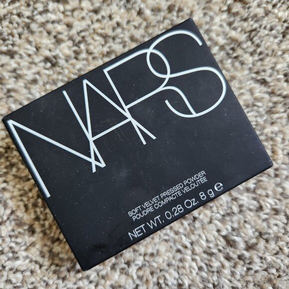 NARS: Soft Velvet Pressed Powder: Flesh *discontinued* - Picture 8 of 8
